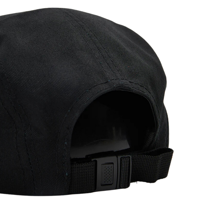 Casquette Gonzalez à 5 panneaux noir/rouge