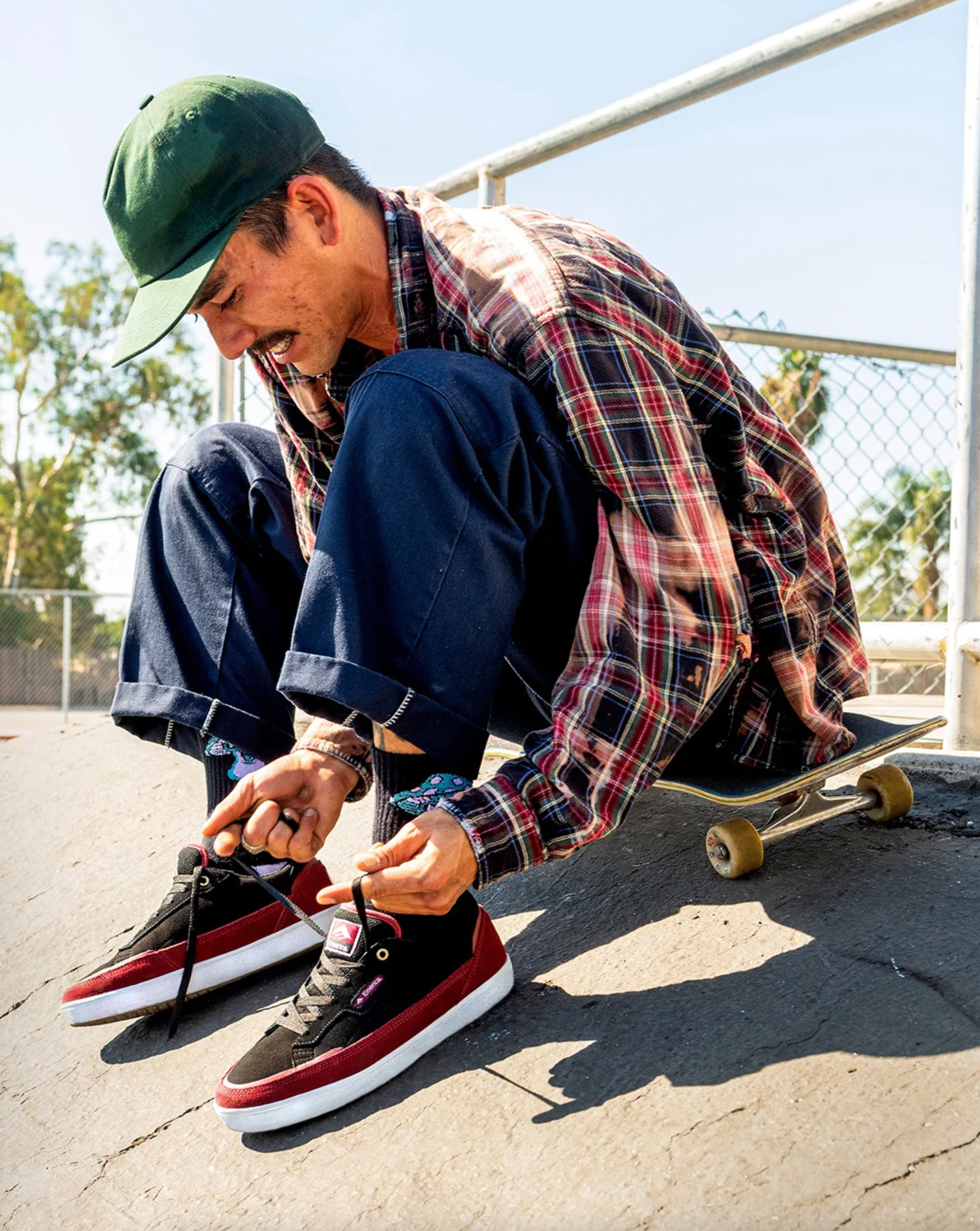 Emerica Gamma X Independent Black/ Red – Stoked Boardshop