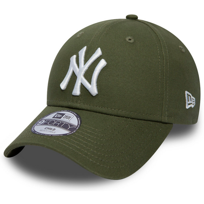Youth New York Yankees Essential 9Forty Khaki