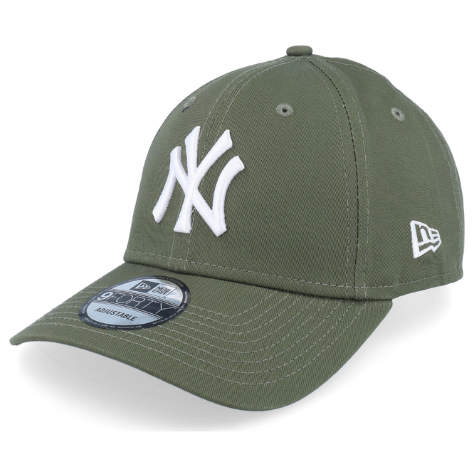 New York Yankees League Essential 9Forty Olive/White