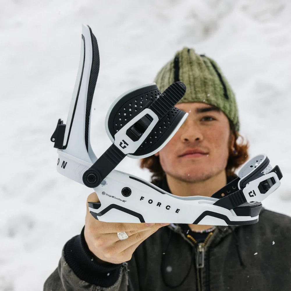 Deal Snow Hardware