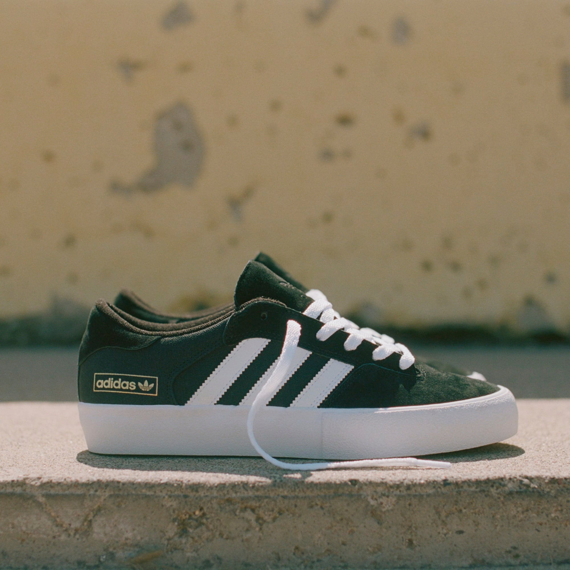 Matchbreak Core Black/Cloud White
