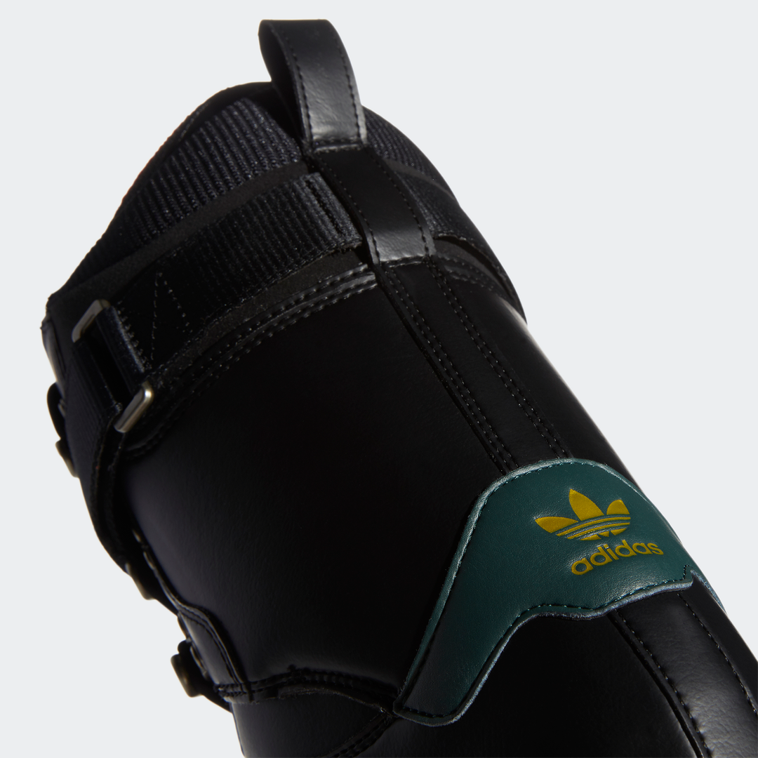 Superstar ADV Boot Core Black/ Mineral Green/ Scarlet