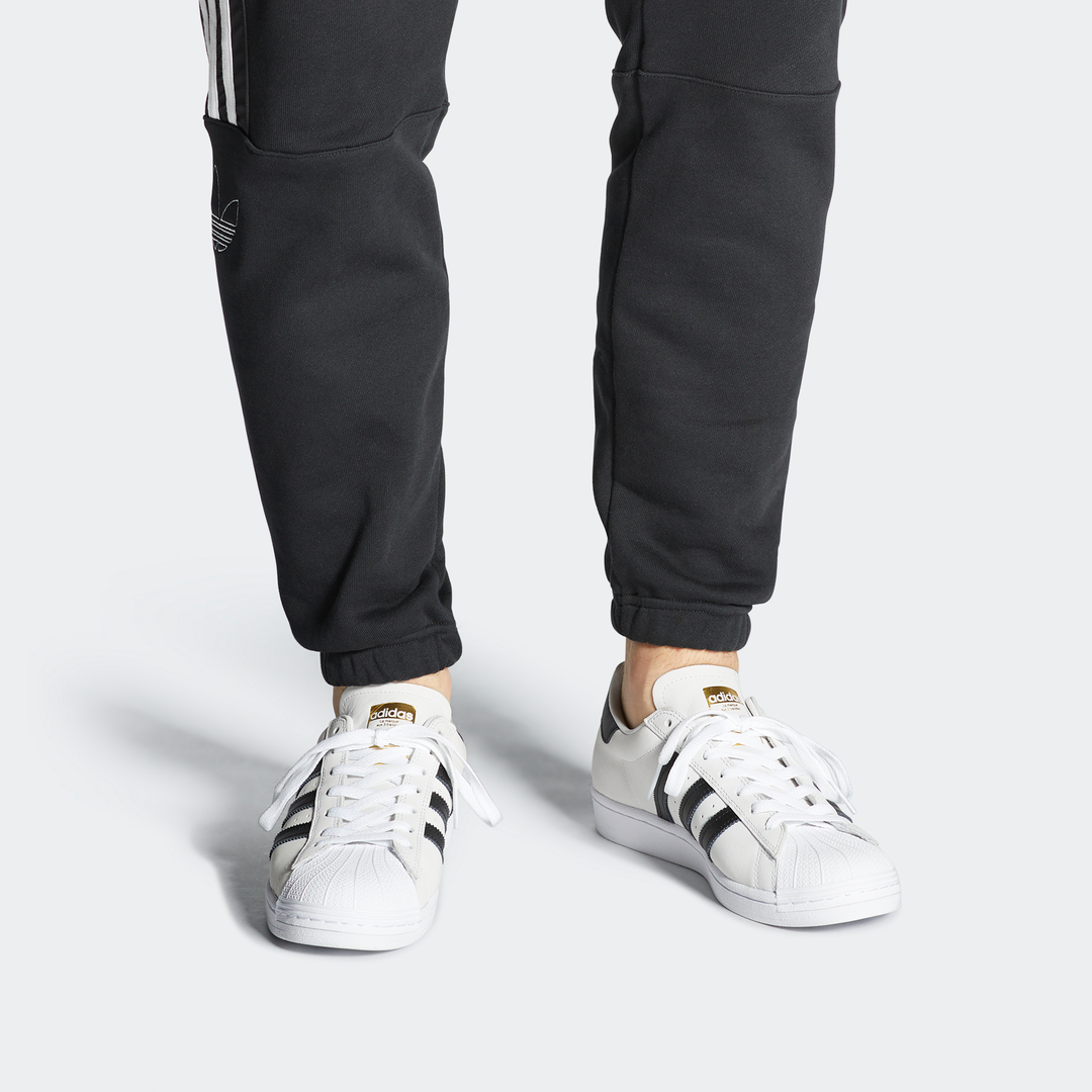 Superstar ADV Cloud White/ Core Black/ Gold Metallic