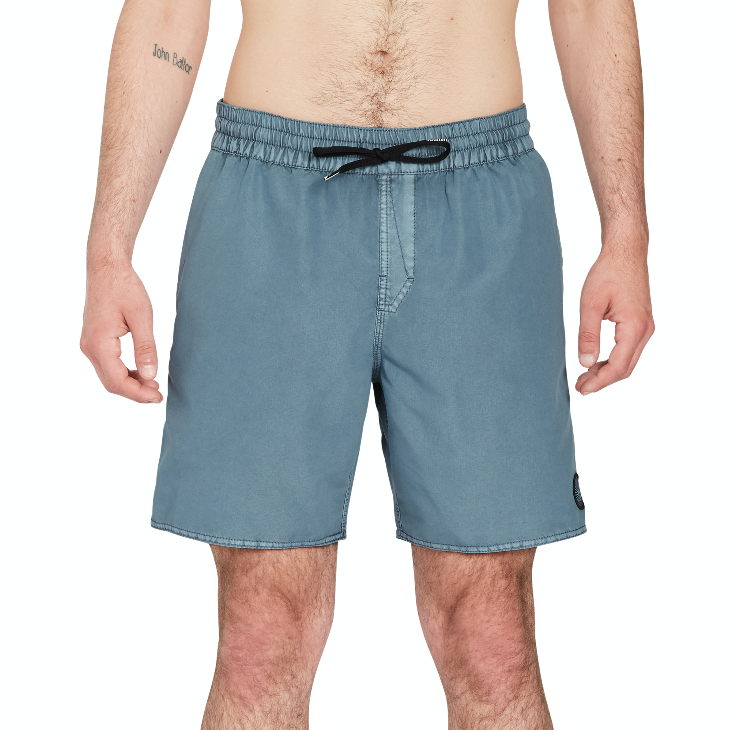 Center 17" Trunk Short Abyss