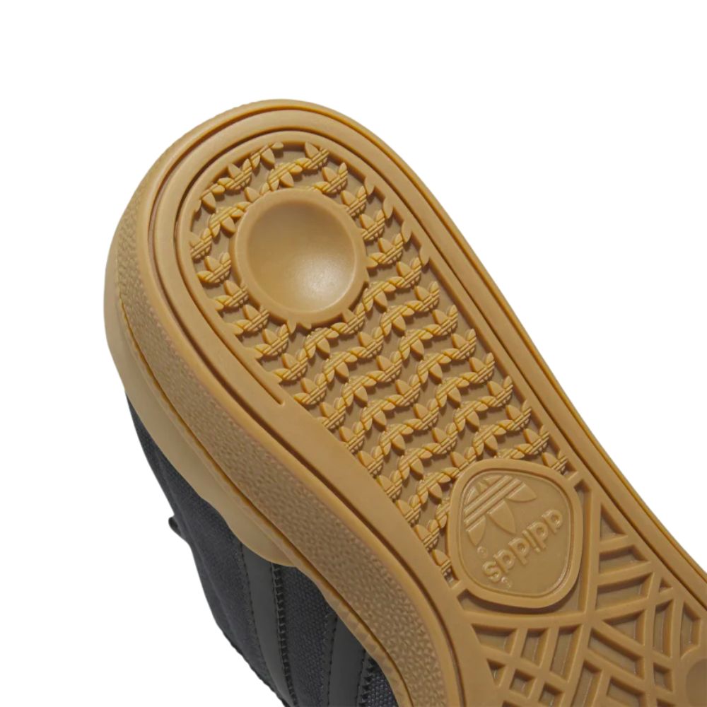 Busenitz Core Black / Carbon / Gold Metallic