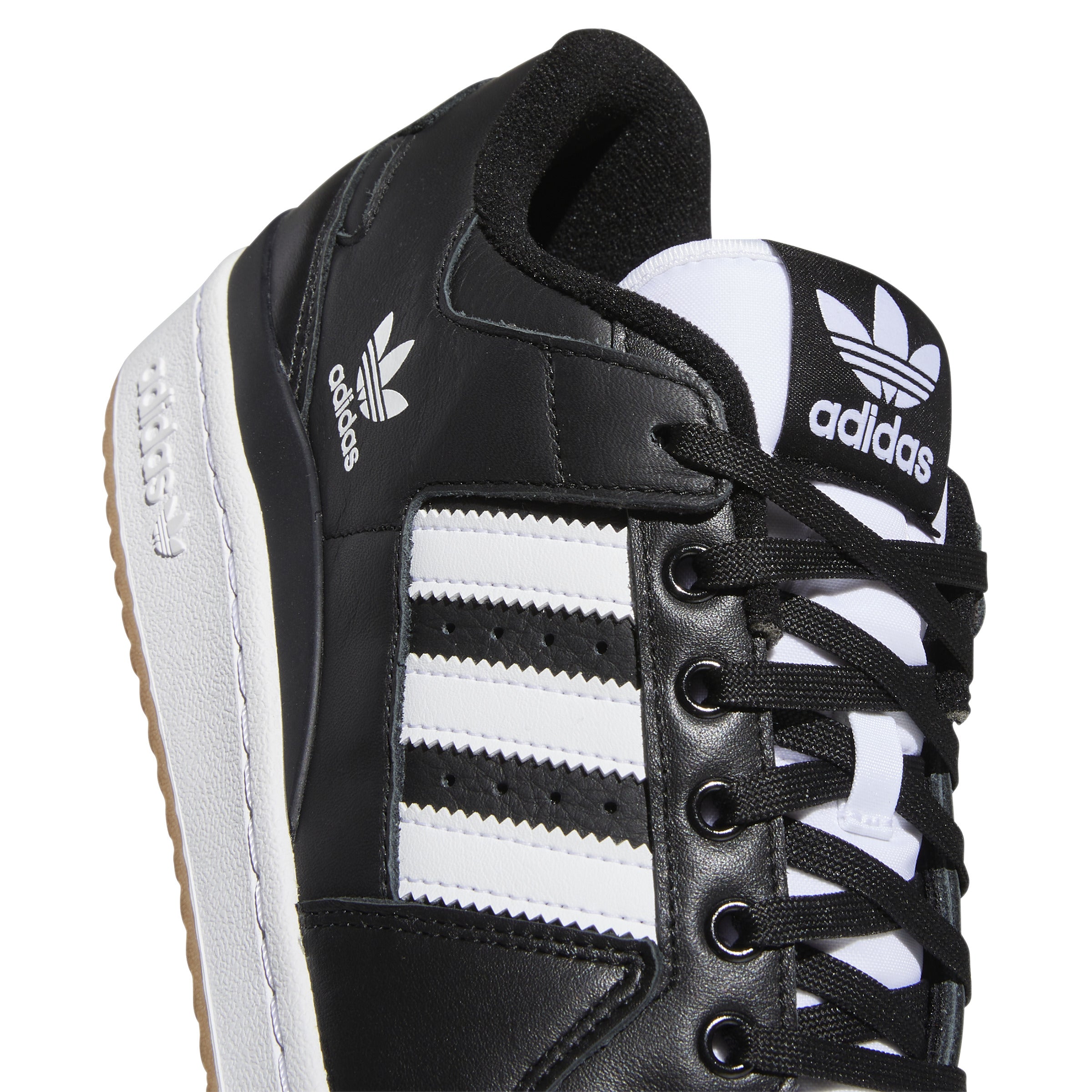 Forum 84 Low ADV Core Black / Core White / Core White